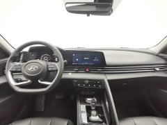 Hyundai Elantra 1.5L CVT Luxury - ფოტო 5