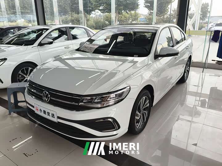 Volkswagen Bora 200TSI DSG Comfort Navigation Edition