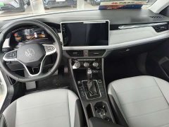 Volkswagen Bora 200TSI DSG Comfort Navigation Edition - photo 6