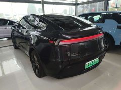 Tesla Model Y Rear-Wheel Drive - ფოტო 8