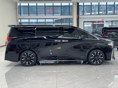 Toyota Vellfire Crown Hybrid 2.5L Executive Premier Edition - ფოტო 11