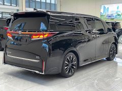 Toyota Vellfire Crown Hybrid 2.5L Executive Premier Edition - ფოტო 14