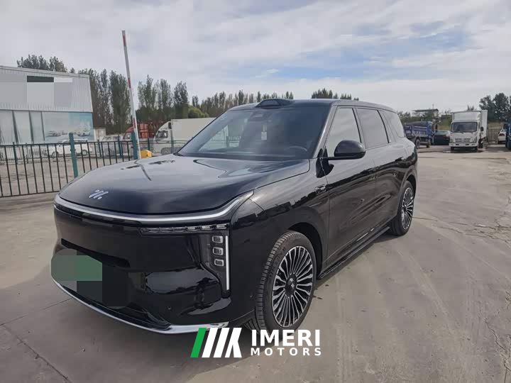 IM Motors Zhiji LS8 52 Max Luxury Six-Seater - ავტომობილი ჩინეთიდან