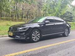 Volkswagen Magotan PHEV GTE Luxury - ფოტო 1