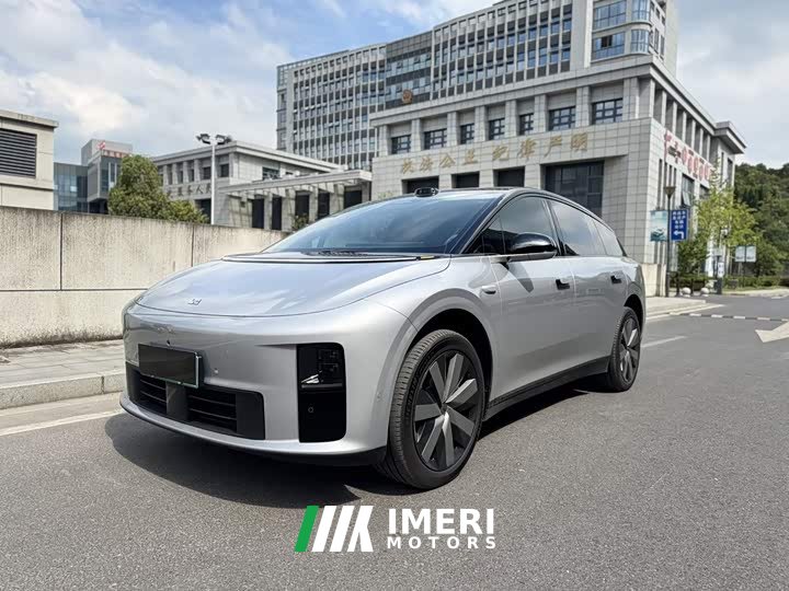 Li Auto i6 Four-Wheel Drive Standard Edition - ავტომობილი ჩინეთიდან