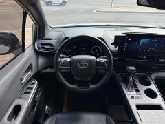 Toyota Sienna 2.5L Hybrid Premium Edition - ფოტო 7