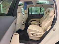 Li Auto i8 Standard Edition - ფოტო 10