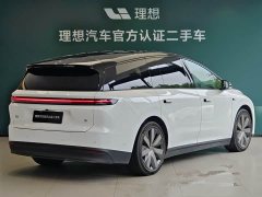 Li Auto i8 Standard Edition - ფოტო 4