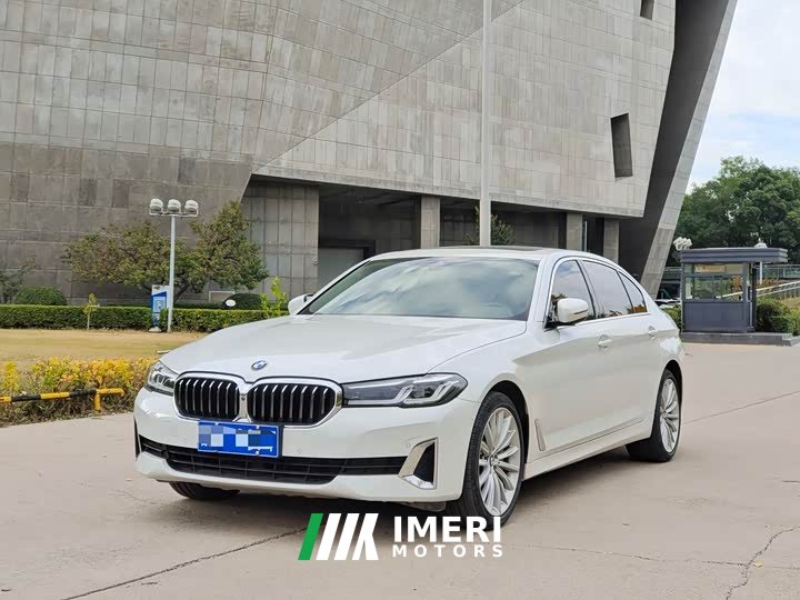 BMW 5 Series 530Li Luxury M Sport Package - ავტომობილი ჩინეთიდან