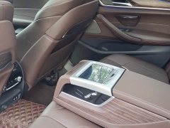 BMW 5 Series 530Li Luxury M Sport Package - ფოტო 9