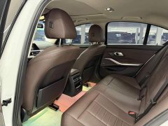 BMW 3 Series 325i M Sport Night Edition Package - ფოტო 2