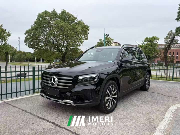 Mercedes-Benz GLB 220 Fashion Edition