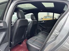 Ford Focus Sedan EcoBoost 180 Automatic ST Line - ფოტო 11