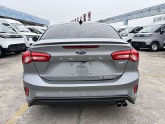 Ford Focus Sedan EcoBoost 180 Automatic ST Line - ფოტო 3