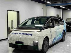 Li Auto Li Xiang MEGA Ultra - ფოტო 1