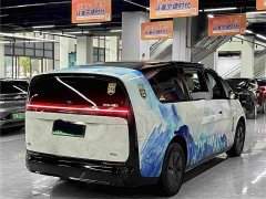 Li Auto Li Xiang MEGA Ultra - ფოტო 9
