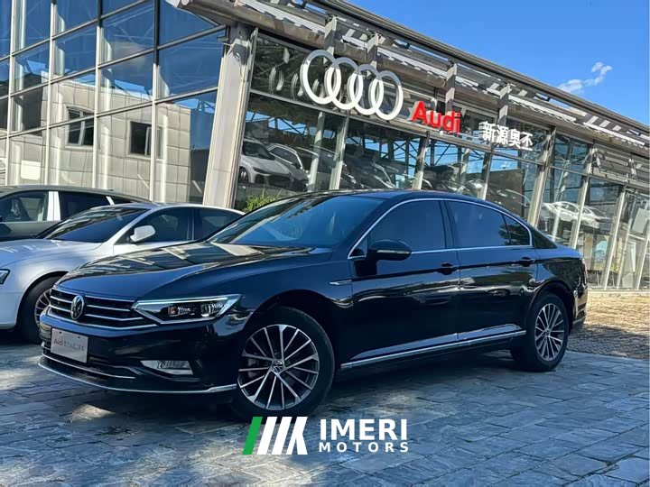 Volkswagen Magotan 330TSI DSG Luxury - ავტომობილი ჩინეთიდან