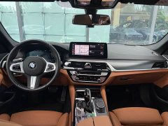 BMW 5 Series (Imported) Facelift 525i M Sport Package - photo 5