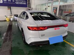 BYD Qin L DM-i 128KM Entry-Level - ფოტო 5