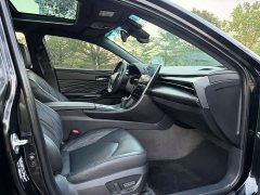 Toyota Avalon Hybrid 2.5L XLE Premium - ფოტო 6