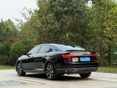 Volkswagen Passat 330TSI Starry Sky Elite - ფოტო 4