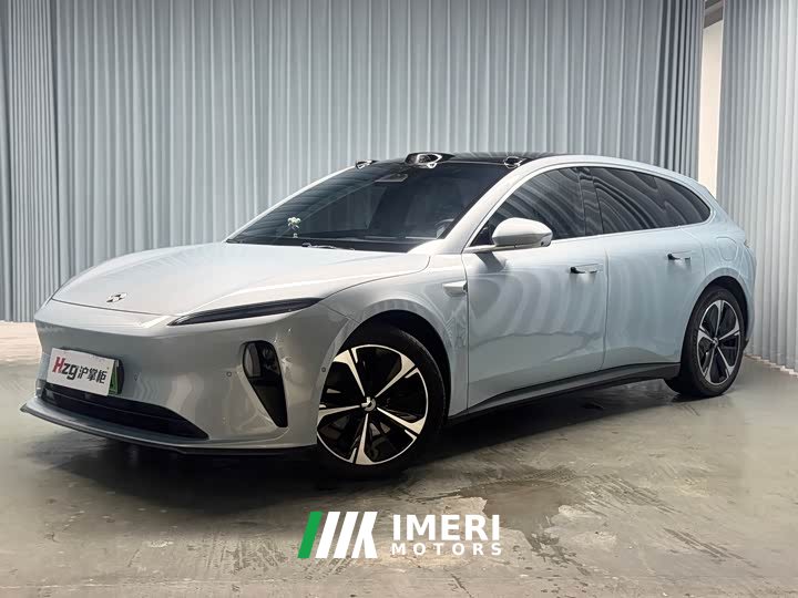 Nio ET5T 75kWh Touring - car from China