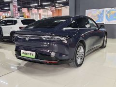 Buick Zhijing L7 Extended Range Avvia - ფოტო 3