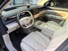 NIO ES8 Six-Seat Executive Signature Edition - ფოტო 5