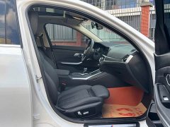 BMW 3 Series 320Li M Sport Package - ფოტო 9