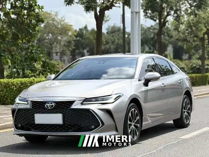Toyota Avalon 2.5L Luxury
