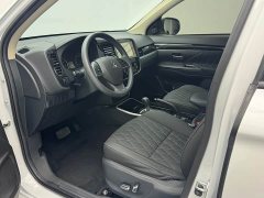 Mitsubishi Outlander Facelift 2.0L FWD Comfort 5-Seater - ფოტო 4