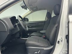 Mitsubishi Outlander Facelift 2.0L FWD Comfort 5-Seater - ფოტო 5