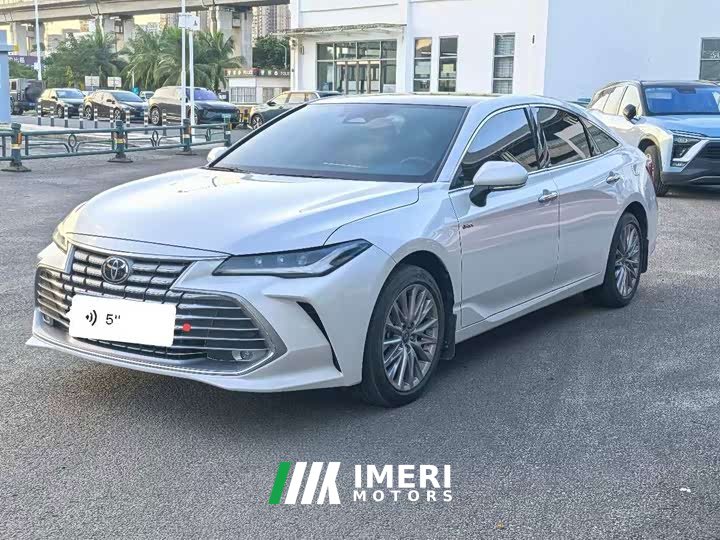 Toyota Avalon Hybrid 2.0L Luxury - ავტომობილი ჩინეთიდან