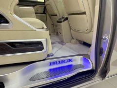 Buick GL8 ES Luxe Enjoyment Edition - ფოტო 13
