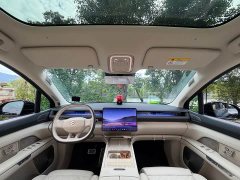 NIO ES8 Six-Seat Executive Signature Edition - ფოტო 13