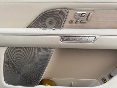 NIO ES8 Six-Seat Executive Signature Edition - ფოტო 17