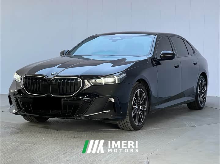 BMW 5 Series 530Li Premier M Sport Package - ავტომობილი ჩინეთიდან