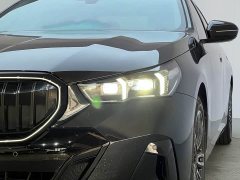 BMW 5 Series 530Li Premier M Sport Package - ფოტო 4