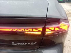 Changan UNI-V Smart Electric iDD Blue Whale Smart Electric iDD 136km Smart Cool Edition - ფოტო 7