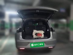 Li Auto L8 Pro - ფოტო 9