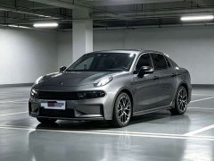 Lynk & Co 03 1.5T DCT Dynamic Plus - фото 1