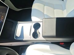 Tesla Model Y Long Range All-Wheel Drive - ფოტო 11