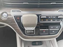 SAIC Rong Wei iMAX8 New Energy 1.5T DMH Land Respect Luxury Edition - ფოტო 13