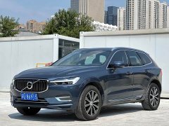 Volvo XC60 T5 AWD Smart Remote Luxury Edition - ფოტო 1
