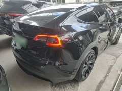 Tesla Model Y Standard Range RWD - фото 6