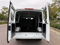 JMC 2.0T 8AT Diesel Short-wheelbase Low-roof Commercial Multi-purpose Passenger Vehicle 5/6-seater Dual-opening Tailgate - ფ…