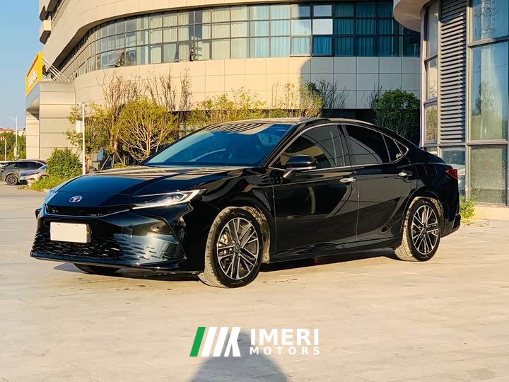 Toyota Camry Hybrid 2.5HG Premium Edition - ავტომობილი ჩინეთიდან