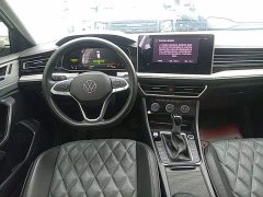 Volkswagen Sagitar 300TSI DSG Excellence Edition - ფოტო 10