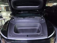 Tesla Model Y L Long Range All-Wheel Drive - ფოტო 19