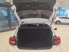 Volkswagen Polo Plus 1.5L Automatic Colorful Tech Edition - ფოტო 18